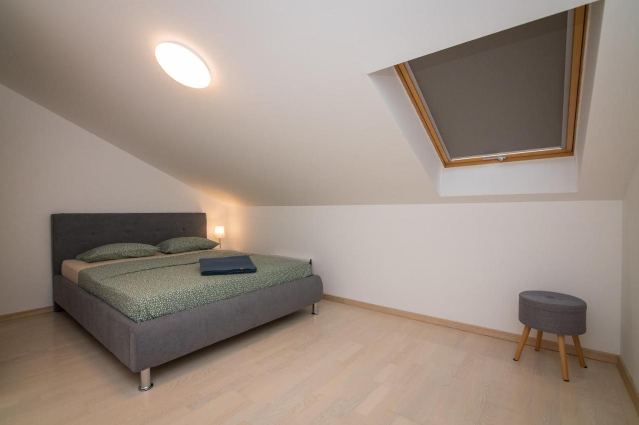 Apartment Skylight Кострена Екстер'єр фото